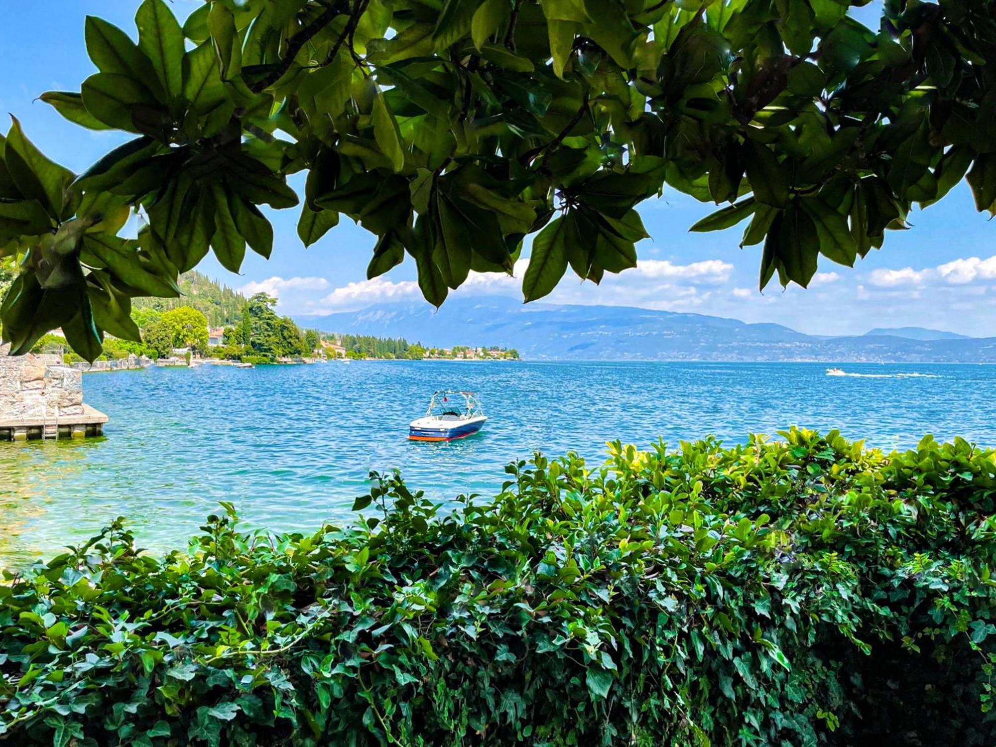 Luxury Lakeside Right On The Water * Salò